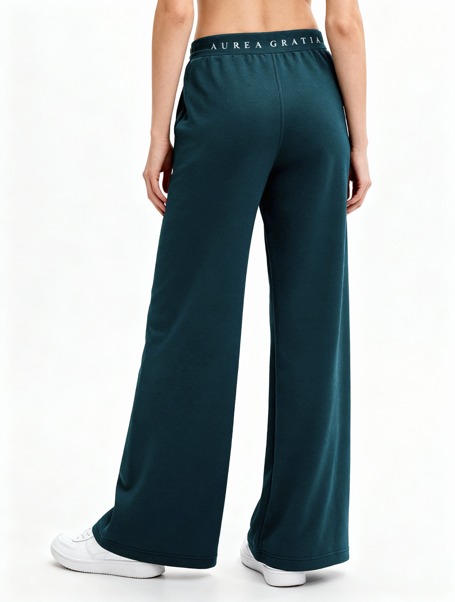 Levitas Wide Leg Pant