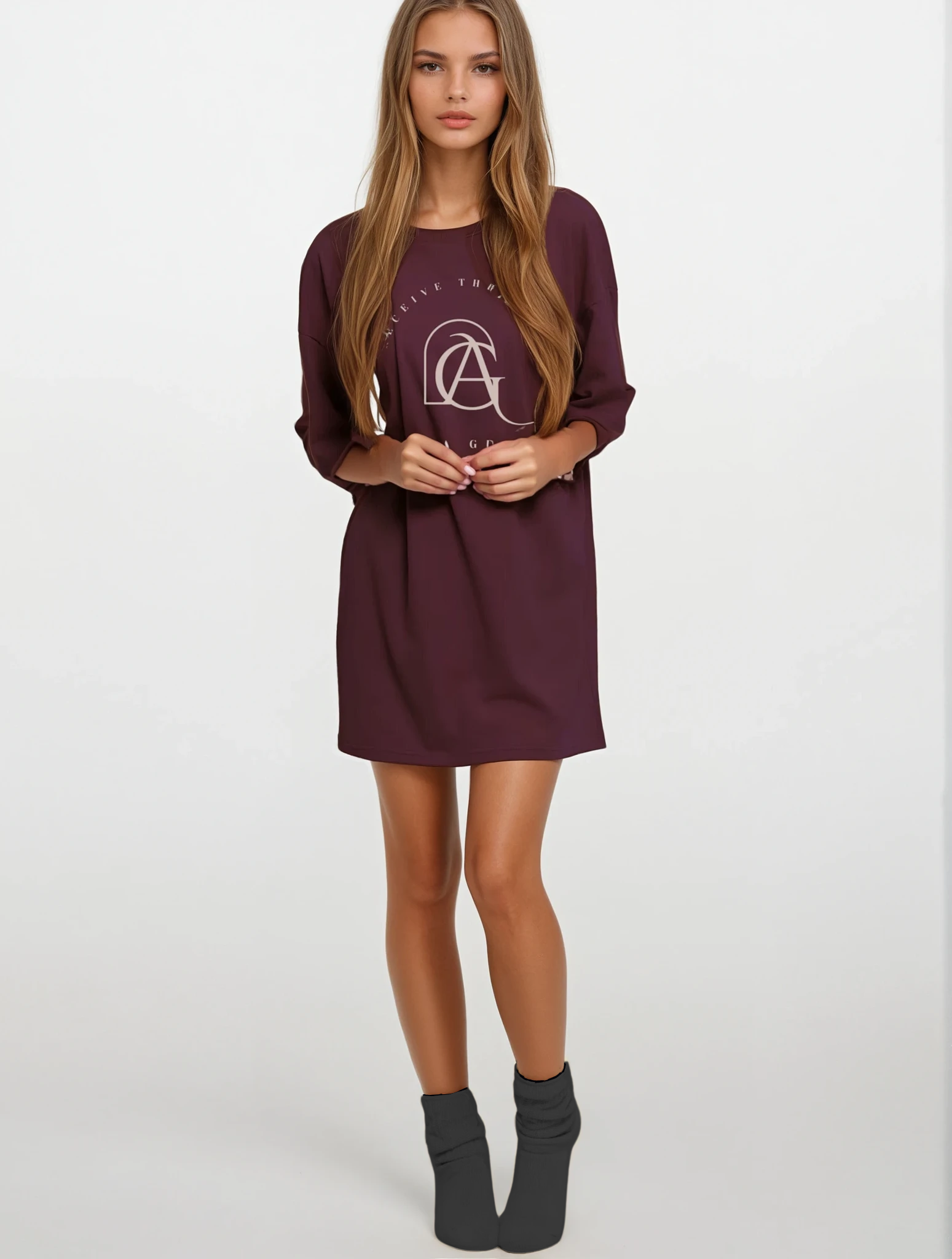 Gratia Tee