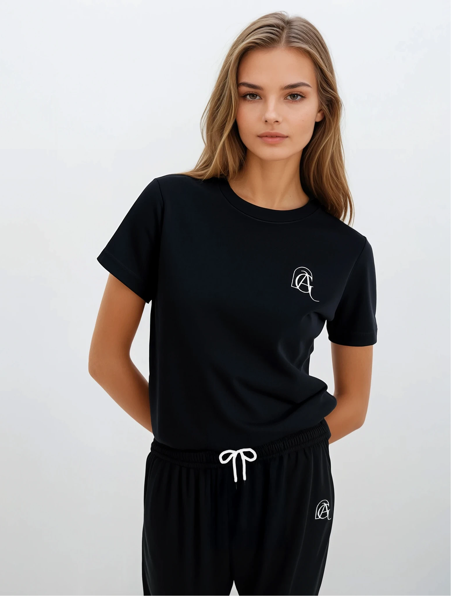 Caeli Tee