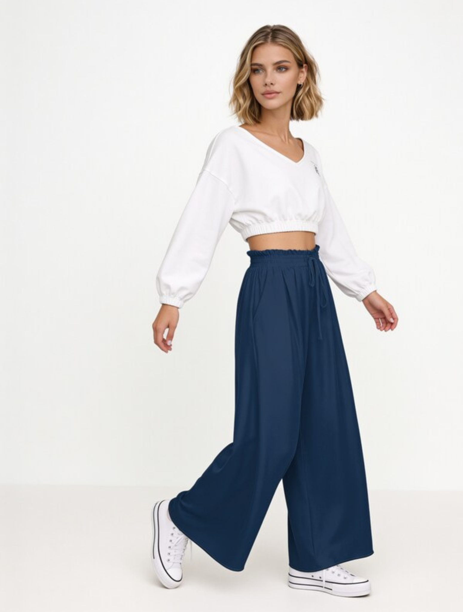 Levis Cropped Pullover