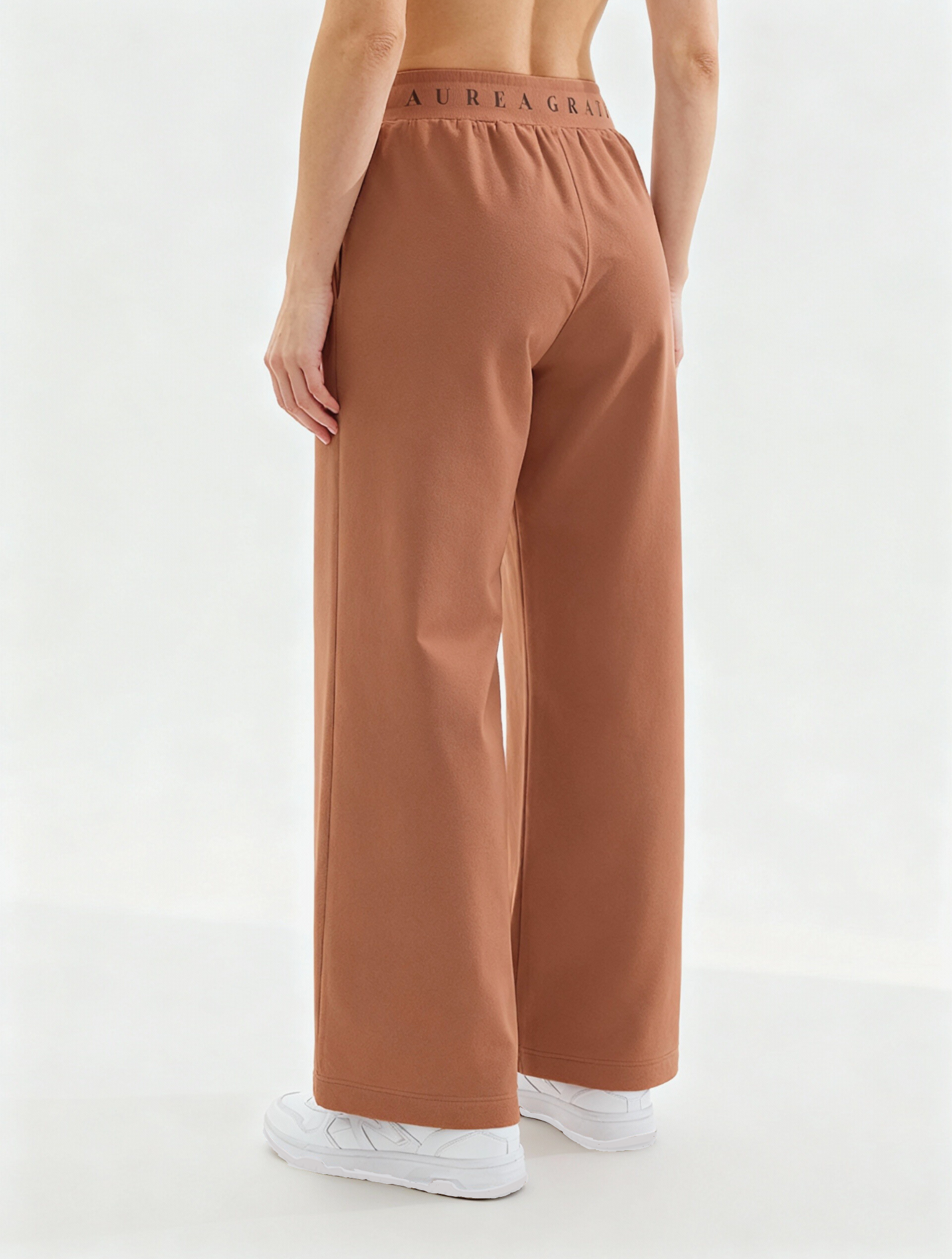Levitas Wide Leg Pant