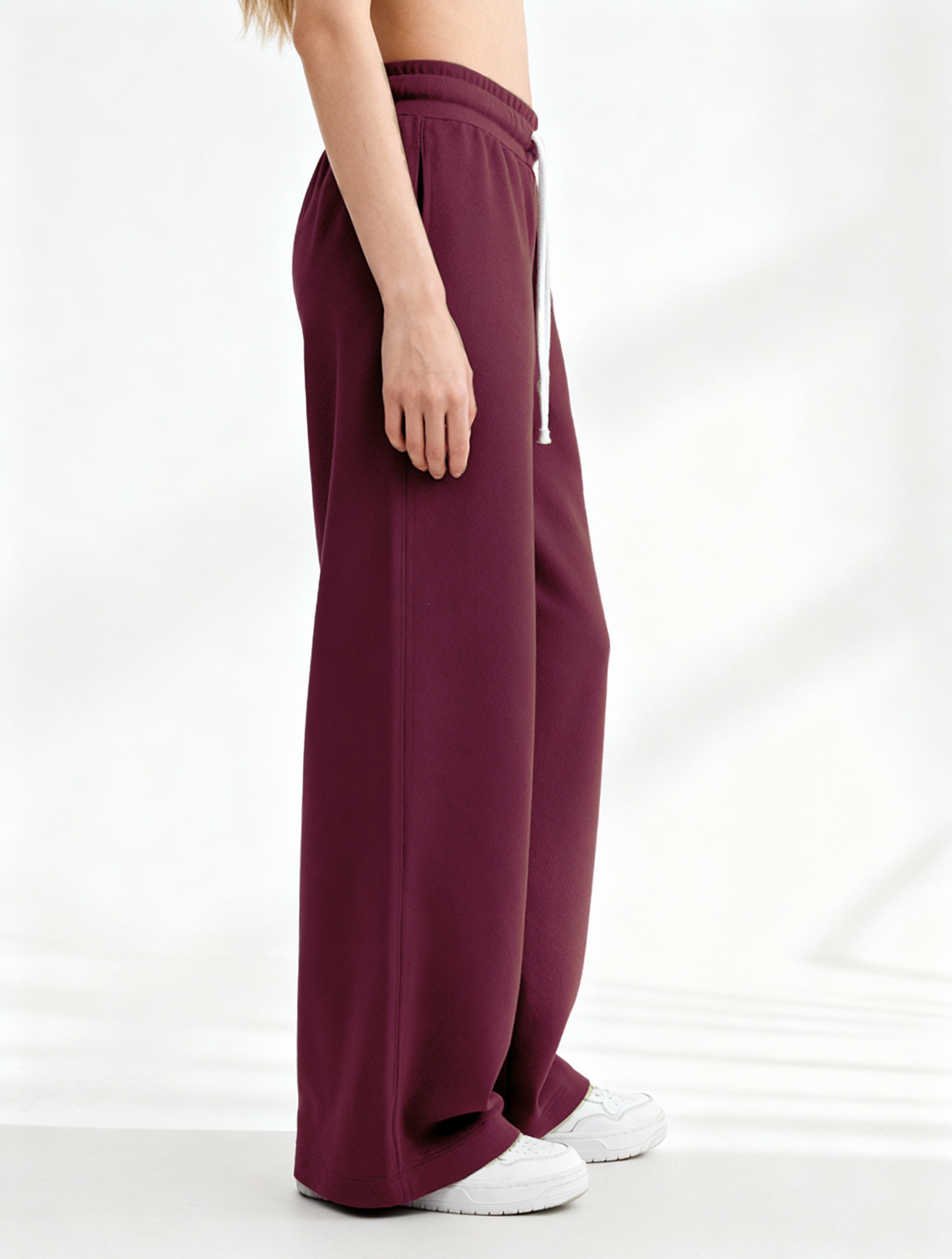 Levitas Wide Leg Pant