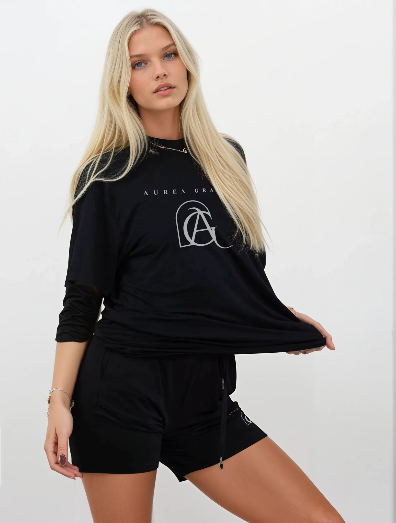 Serena Tee