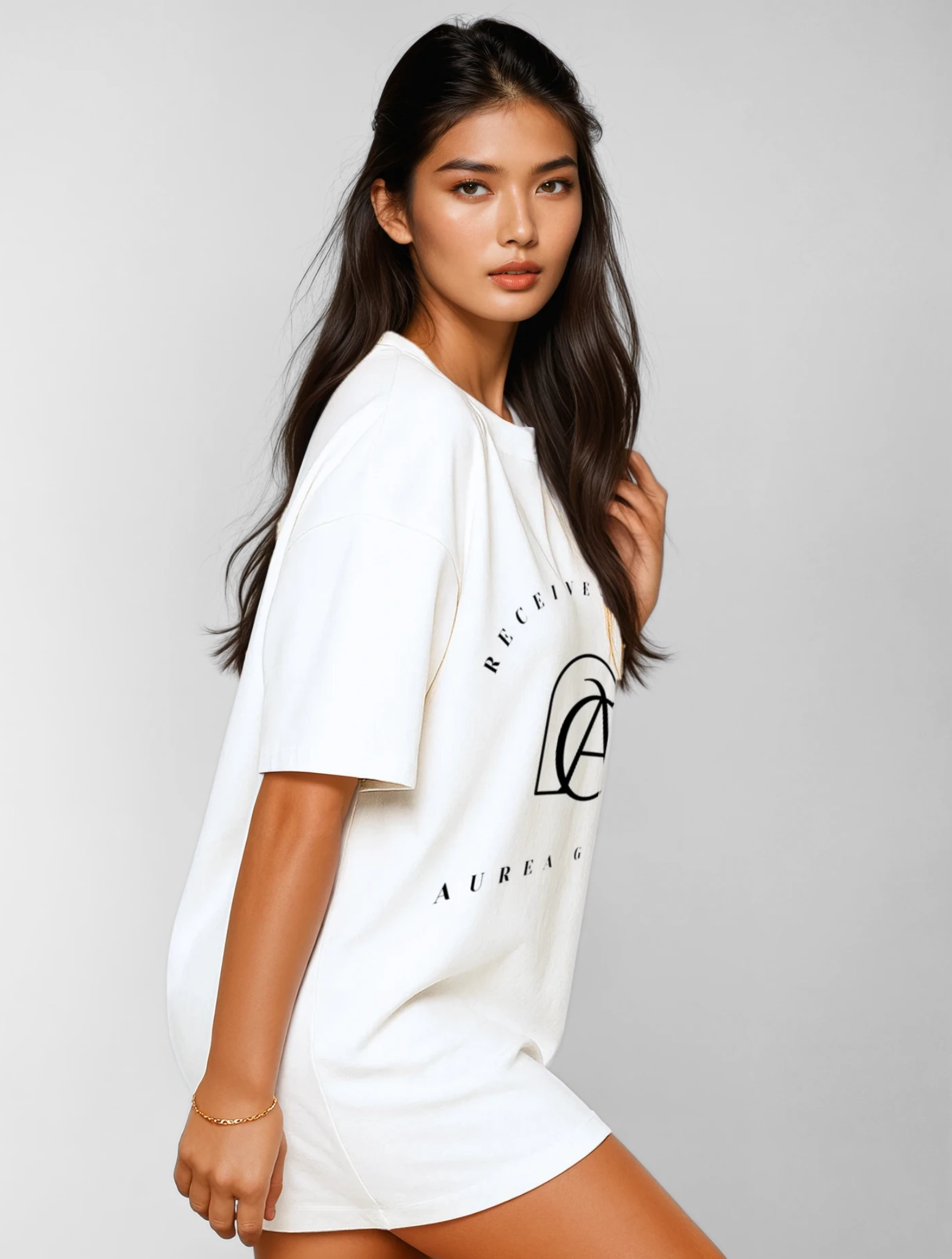 Gratia Tee