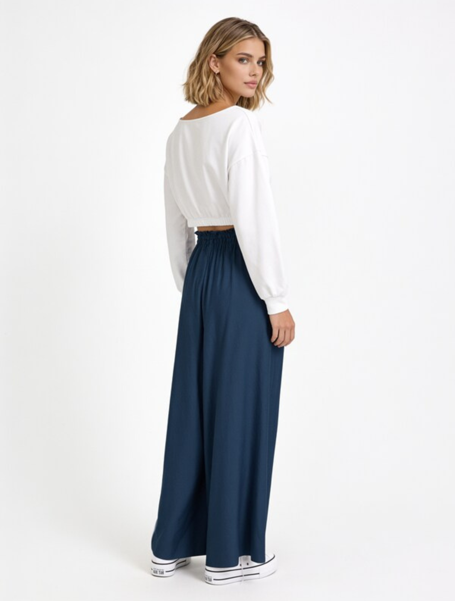 Levis Cropped Pullover